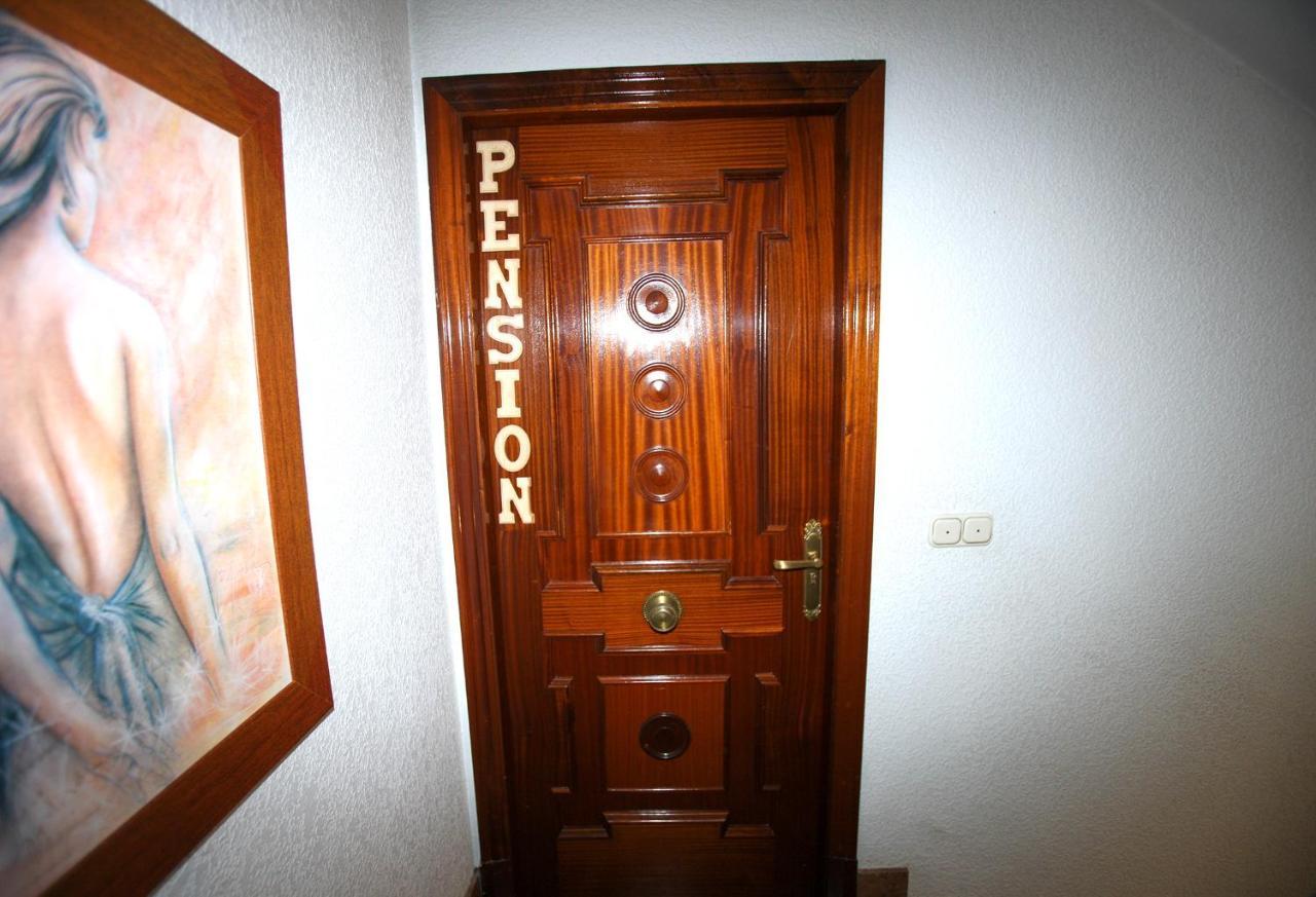 Pension Como En Casa Rincon de Soto Экстерьер фото